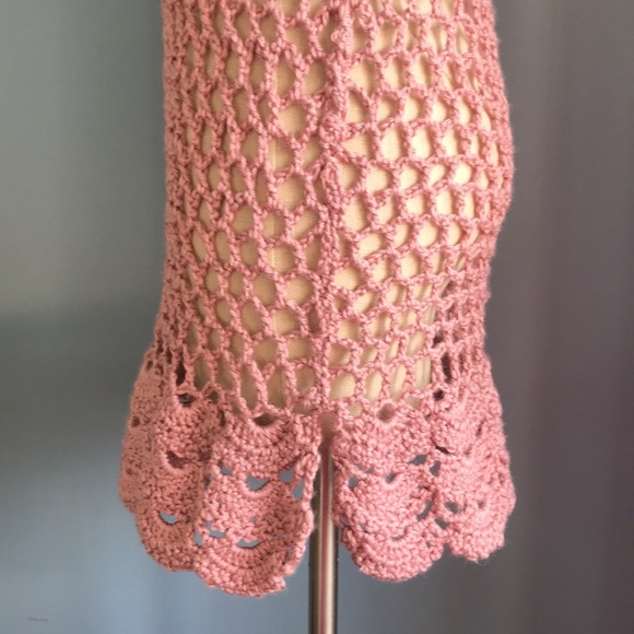 Dusty rose crocheted spaghetti straps scalloped edges pull over top size L boho - Picture 9 of 12